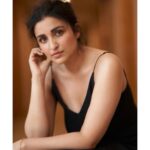 Parineeti Chopra Instagram – Aise hi