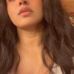 Parvathy Instagram – My taste in music is MY face! 😎