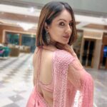 Pooja Bose Instagram – Saree ke fall saa..