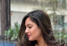 Pooja Bose Instagram - Lucky to be clicked by you @bbhupi25