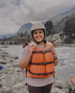 Pooja Devariya Instagram - Drew her on the map every geography exam. Finally made her acquaintance. Lidder!

##kashmir #travelindia #whitewaterrafting #riverrafting