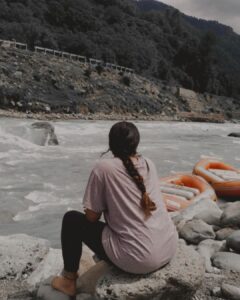 Pooja Devariya Instagram - Drew her on the map every geography exam. Finally made her acquaintance. Lidder!

##kashmir #travelindia #whitewaterrafting #riverrafting