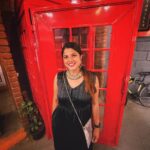 Pooja Devariya Instagram - Na evalov sonnalum kekkamaatingreenga. Up-cycle with @sushdevaboutique and feel like dressing up again like me. It’s feels good ya. #selfcare #selflove and all that. #pockets for less baggage.