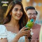 Pooja Hegde Instagram - Dildaari bani chatpati with naya Maaza Aam Panna. Asli kachche aam se bana, yeh kisi ko bhi #DildaarBanaDe @Maazalndia