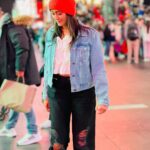 Pooja Jhaveri Instagram - 15 miles… long way to go…. ! #ifykyk 🤪 . . #streetstyle #trending #reels #reelitfeelit #nyc #innyc #newyork