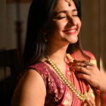 Poonam Bajwa Instagram - 💕Happy Ugadi Happy Happy Gudi Padwa Happy Cheti Chand 📸@unique_amit212 @hairstylebynisha