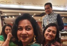Poornima Bhagyaraj Instagram - Meeting up with friends at Sneha and Anmol’s Mehndi