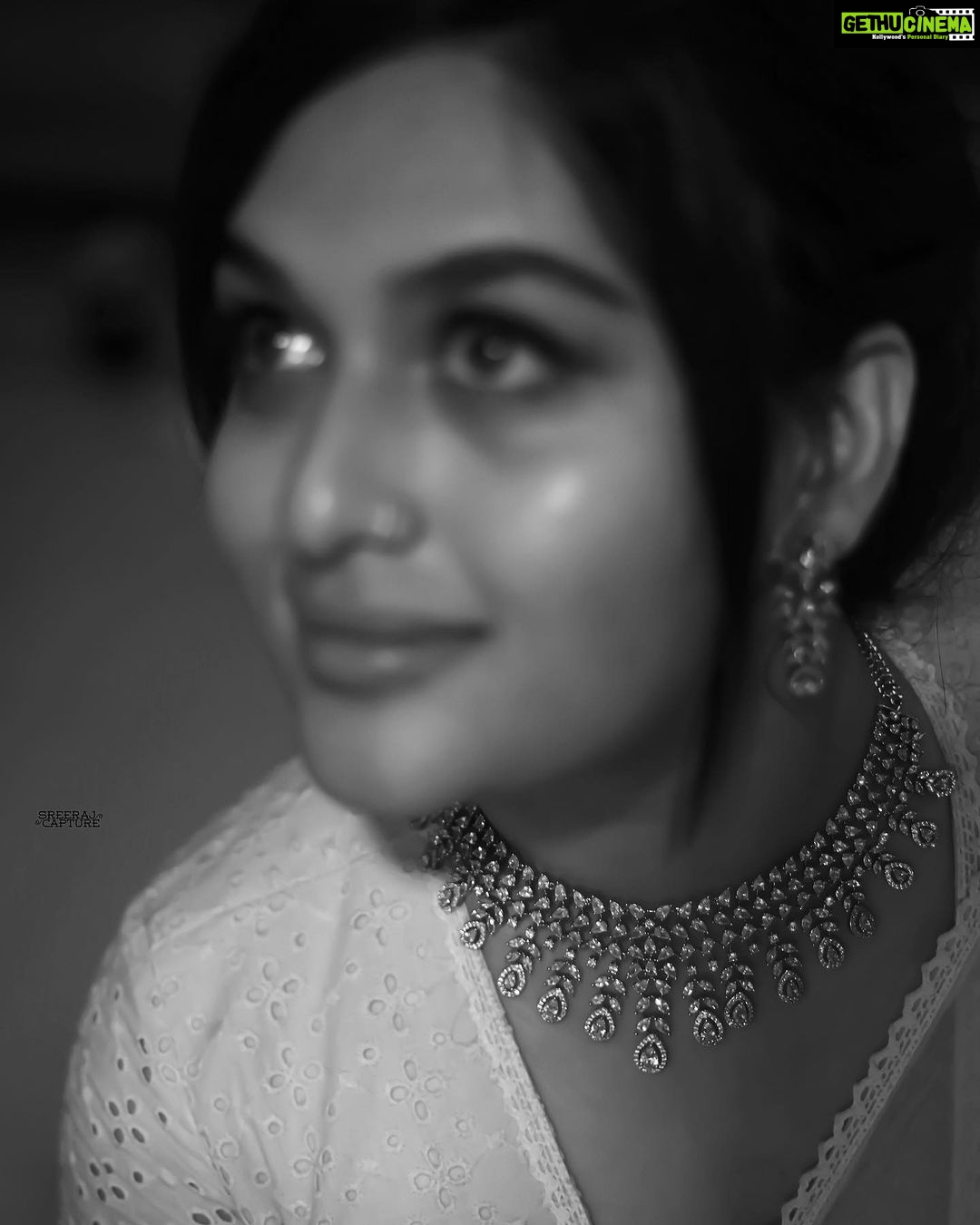 Prayaga Martin Instagram - “It’s hard to be a Diamond in a Rhinestone world”