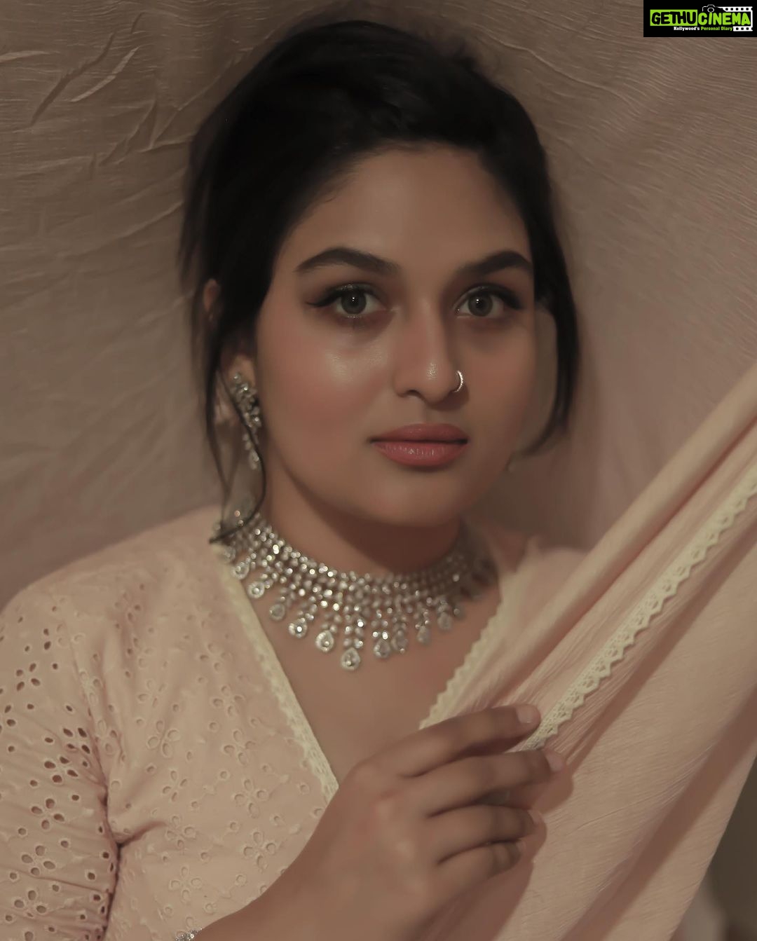 Prayaga Martin Instagram - “It’s hard to be a Diamond in a Rhinestone world”