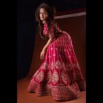 Prayaga Martin Instagram - Breathe In, Breathe Out...Sigh! @poojastudioskochi x @gheevarghese 🎞 @fatiz_official @urvasi_ernakulam @juli_julian_makeupartist Pooja Studios