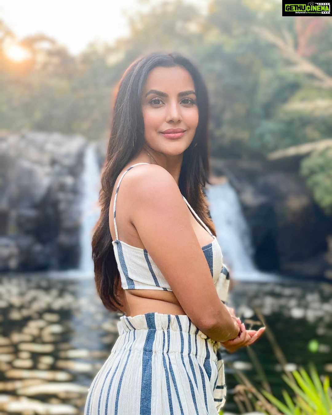 Priya Anand - 142.1K Likes - Most Liked Instagram Photos