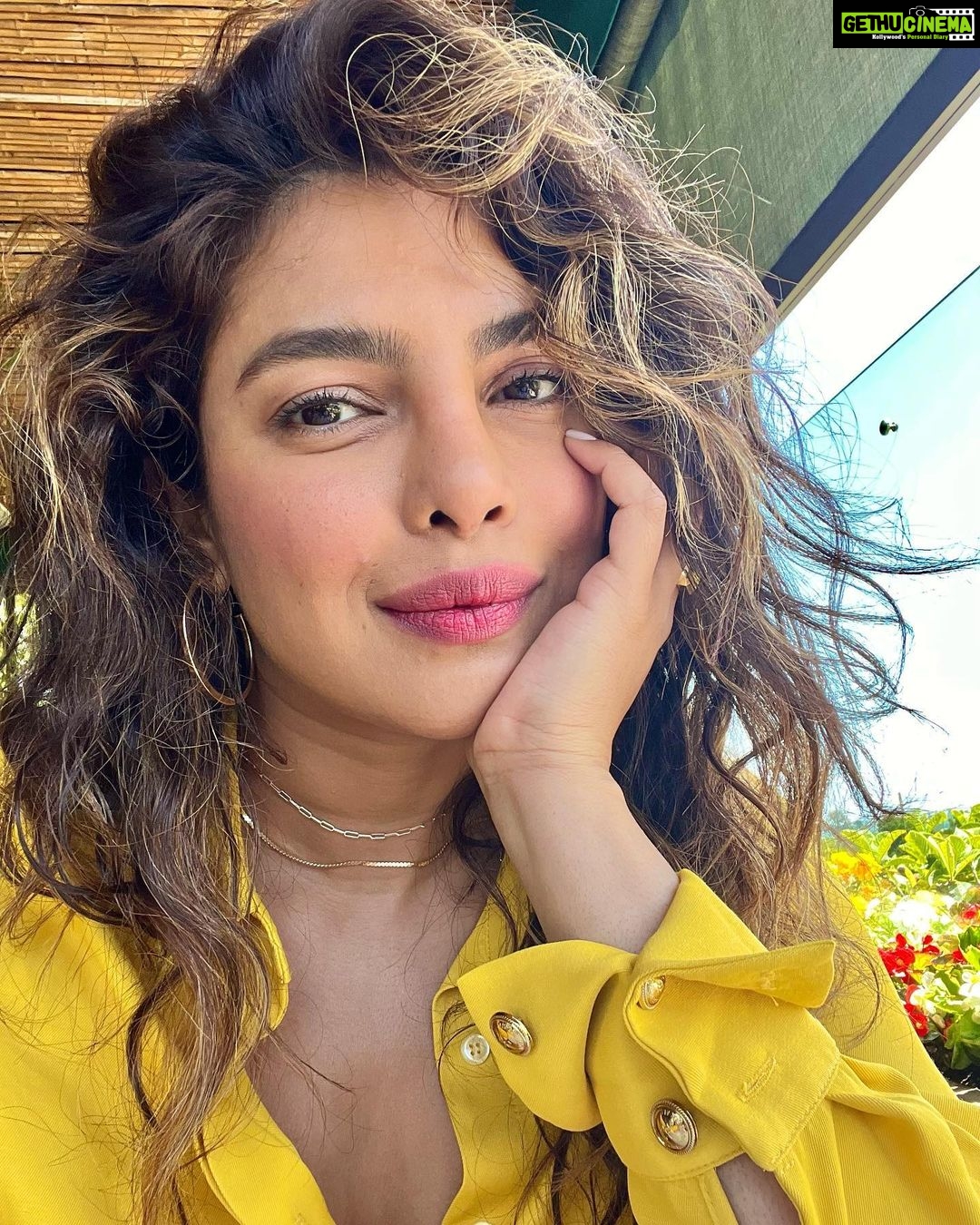 Priyanka Chopra - 3.2 Million Likes - Most Liked Instagram Photos