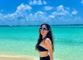 Raai Laxmi Instagram - BLESSED 💝🏖🏝💫😍🥰😎 @paradisemaldives @villahotels
