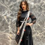 Raai Laxmi Instagram – All about last night iftar party #BabaSiddhique 🌹 
All dolled up in @bhartis_mumbai 
Shoe : @louboutinworld 
Hair : @anjali.ghag.980