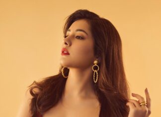Raashi Khanna Instagram - Last evening in 🍊 #farzi title announcement @primevideoin #seewhereittakesyou 🧡