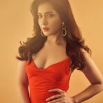 Raashi Khanna Instagram - Last evening in 🍊 #farzi title announcement @primevideoin #seewhereittakesyou 🧡