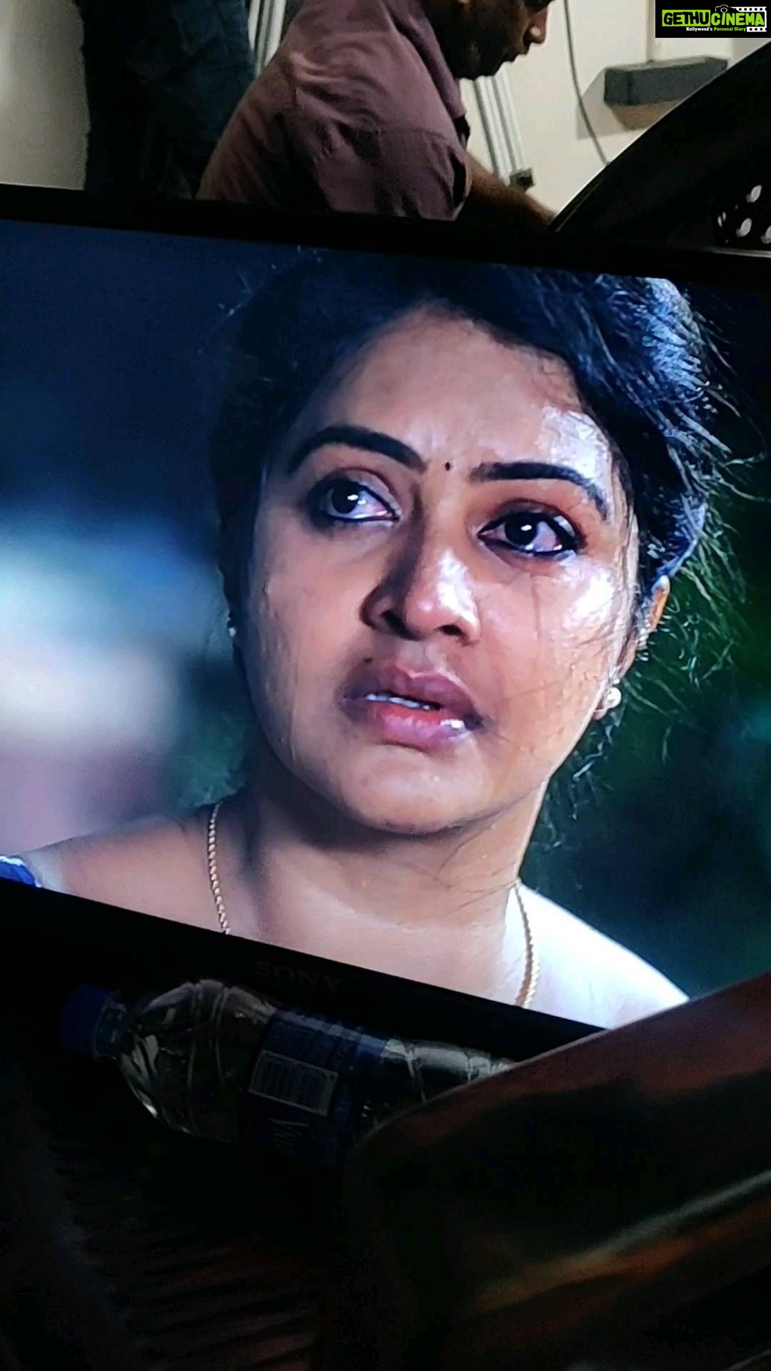 Rachitha Mahalakshmi Instagram - SADHANA'S Idhuvum kadandhu pogum version 2 : For a 2min scene v took almost 4 hrs of shooting.... And d point was me to stay in the same emotion for ever single shot.... This is Not new to any actor but Yes quite a challenging again.....! Hope d passion nd hardwork get recognised...... 🤞🤞🤞🤞🤞 Team let's keep working hard nd hope one day v will surely get d deserved recognition..... @priyadarshini_pandian @colorstvtamil #idhusollamarandhakadhai