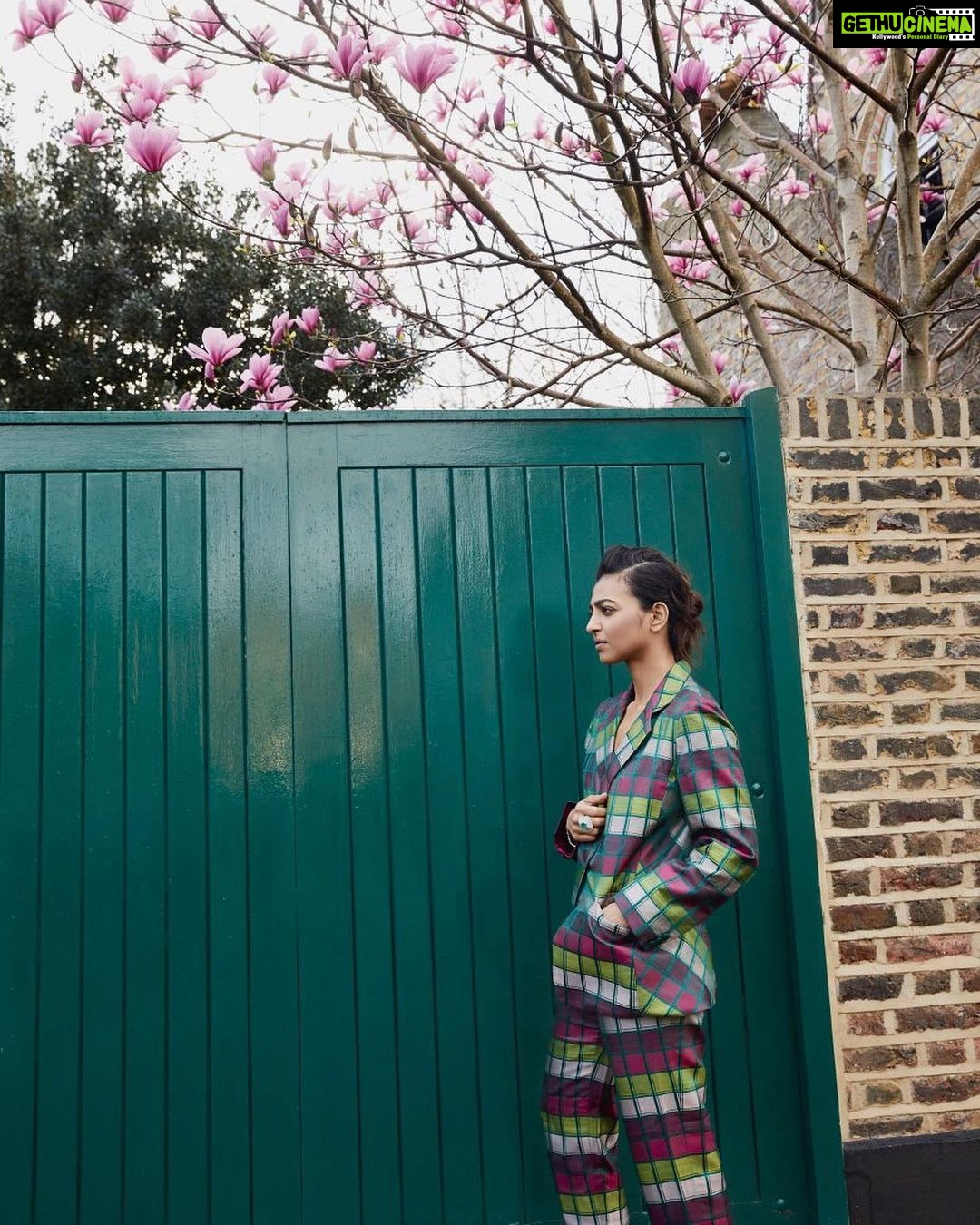 Radhika Apte Instagram - @firstlook.magazine #repost Getting real with Radhika Apte @radhikaofficial for First Look @firstlook.magazine by Purple Style Labs, the house of Pernia’s Pop-Up Shop @perniaspopupshop Editor: Nupur Mehta Puri @nupurmehta18 Photographer: Ben Riggott @benriggottstudio Creative direction and stylist: Nupur Mehta Puri @nupurmehta18 @n2root Makeup: Francesca Brazzo @francescabrazzo @thewallgroup Hair: Willis Galbraith @willisgalbraithhair Outfit: Ekaya Banaras (@ekayabanaras) Shoes: Inochhi (@inochhiofficial) All jewellery: Hazoorilal by Sandeep Narang @hazoorilaljewellers Assistant stylists: Sanskriti Sharma @chicbydefault, Saloni Kohli @salonikohli_00 and Charlotte Gaskell @charlottegaskell Videographer: Joao Henriques @whitenegatives Producer: Lavinia Hughes @LHA_Rep Celebrity PR:@Think_talkies