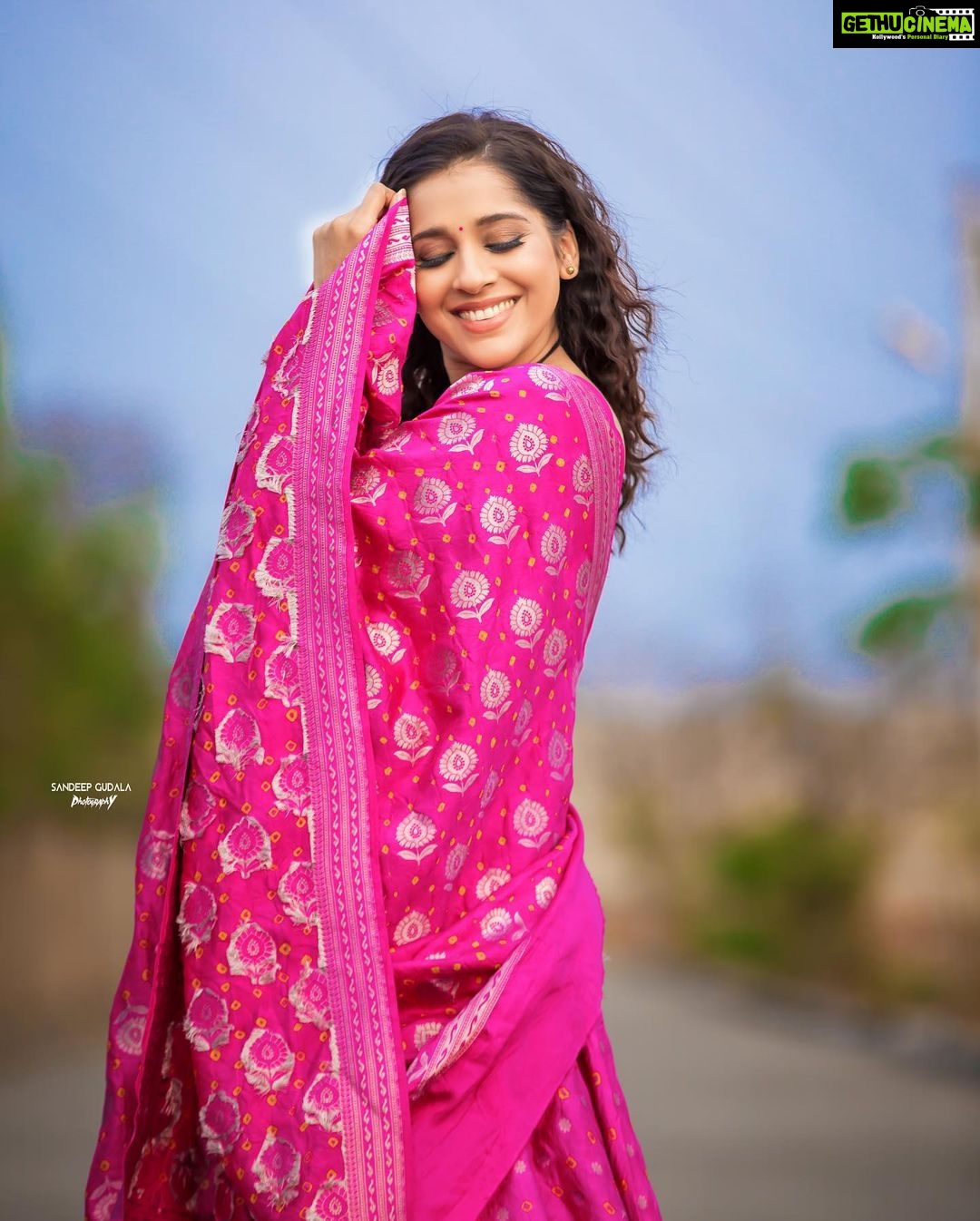 Rashmi Gautam Instagram - Outfit by @varahi_couture πππππ P.C @sandeepgudalaphotography πΈπΈπΈ