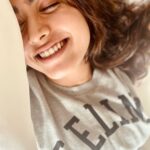 Rashmika Mandanna Instagram - Just an off day thingy.. ☀️🤍🥰