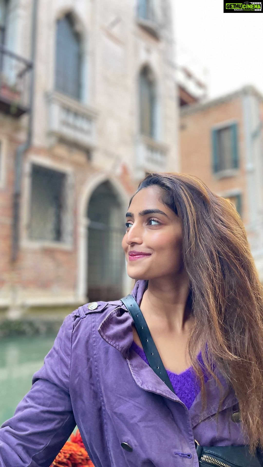 Reba Monica John Instagram - When in Venice 🌸 Only seen and heard of this wonder through books and films. How marvellous a city with walls and corners that speak volumes and emanate so much magic! the food, the people , the long walks around the canals , just takes you back in time …like you belong to a different era. Poetic, dreamy and enchanting 🪄 P.C, VC @mehalkejriwal5 💕 #venice #whenineurope #breathtakingitaly