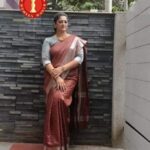 Rekha Krishnappa Instagram – Beautiful chocolate brown with silver border with silver checks , looks elegant and classy very good material. From @ishvari.womens.world

Browse for more elegant different coloured  sarees from @ishvari.womens.world 
.
.
#sareecollections #sareedraping #sareestyle #sareelove #sareeindia #sareeonlineshopping #sareefashion #sareeaddict #sareelover Chennai, India