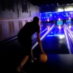 Richa Panai Instagram - Bowling in #lbd 👻🎳 #strike #backtoback #midnightbowling #bowlingfun #gamesnight #richerish