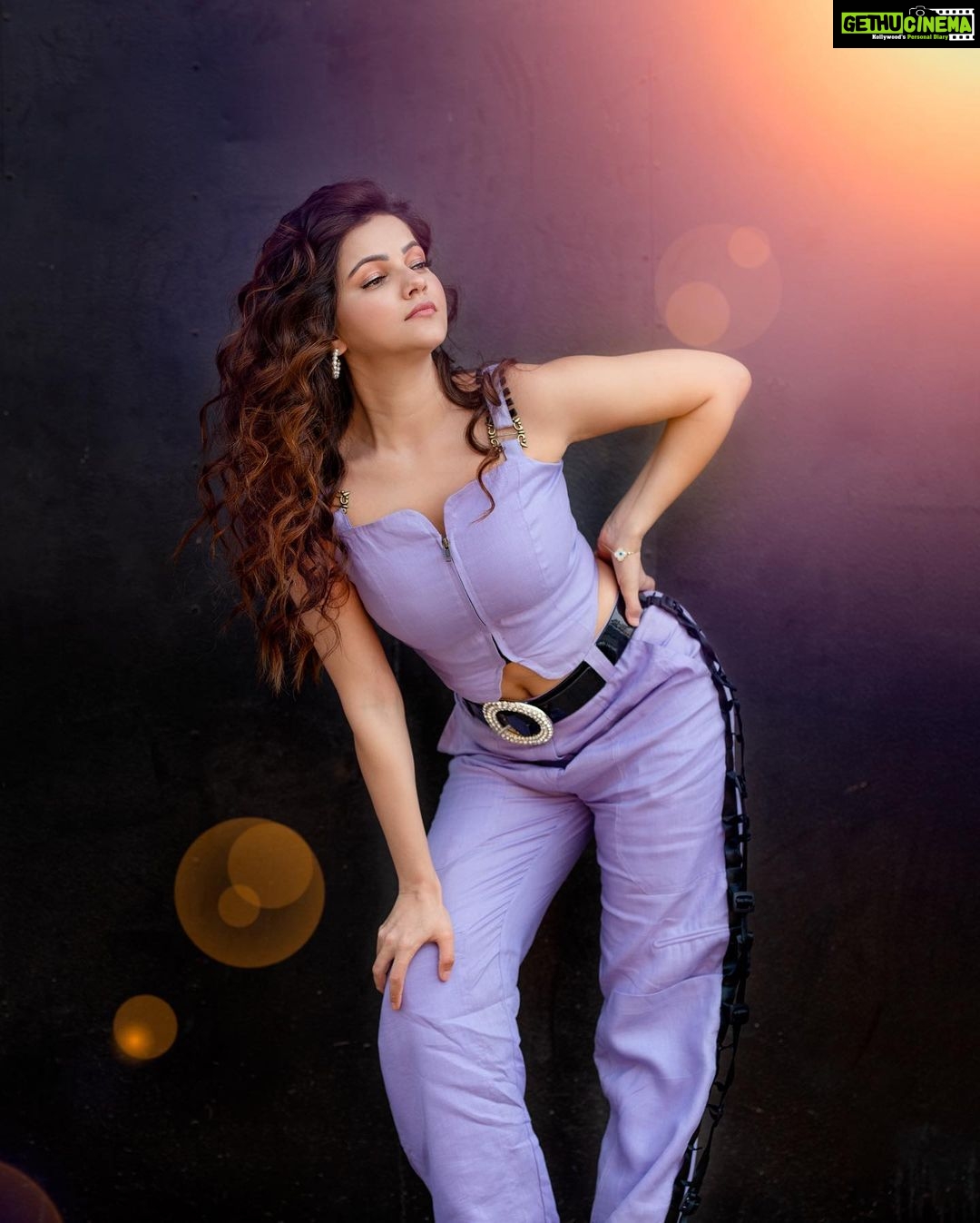 Rubina Dilaik Instagram - Gratitude is the best attitude …. And you can only decide its Magnitude!! . . . . Shot by : @propixer Styled by: @ashnaamakhijani @styledbyashna Outfit: @akankshacreations