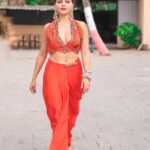 Rubina Dilaik Instagram - 🥕 . . . . . Shot by : @the_pixeleyes Styled by: @ashnaamakhijani @styledbyashna Outfit: @ankurjofficial Earrings: @kanyaadhan_bydhirajaayushi Hand jewellery : @house_meenugupta @dipitreats Footwear: @thedesidarzi