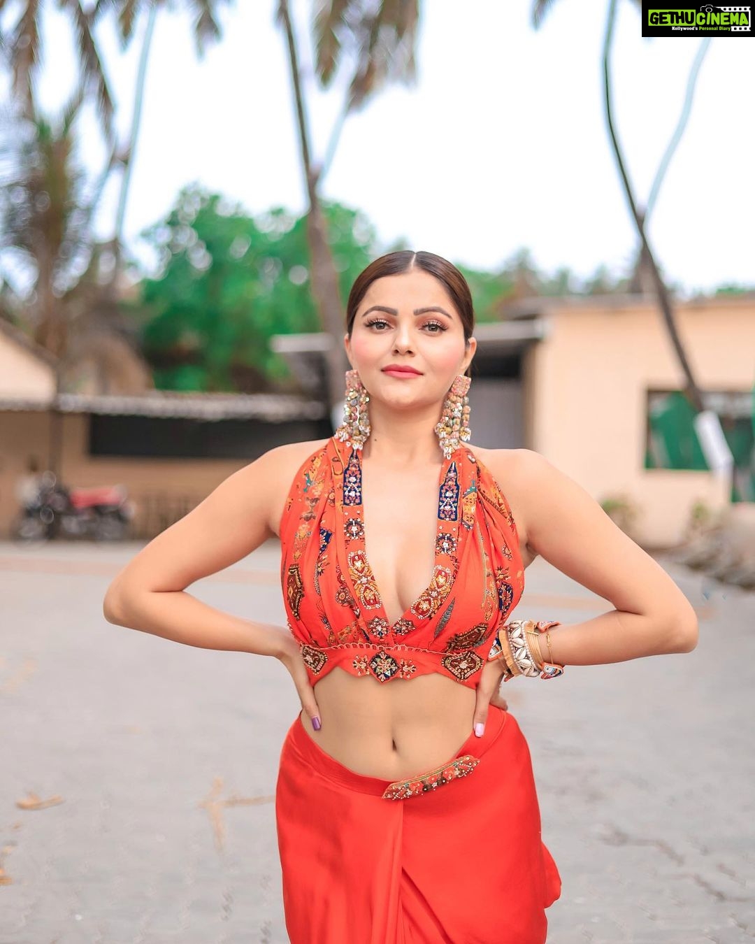 Rubina Dilaik Instagram - 🥕 . . . . . Shot by : @the_pixeleyes Styled by: @ashnaamakhijani @styledbyashna Outfit: @ankurjofficial Earrings: @kanyaadhan_bydhirajaayushi Hand jewellery : @house_meenugupta @dipitreats Footwear: @thedesidarzi