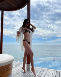 Ruhi Singh Instagram - Dreaming of a weekend like this one ✨ #maldives @beachbunnyswimwear