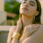 Rukshar Dhillon Instagram – Summer on my mind? 
Summer in our face😓