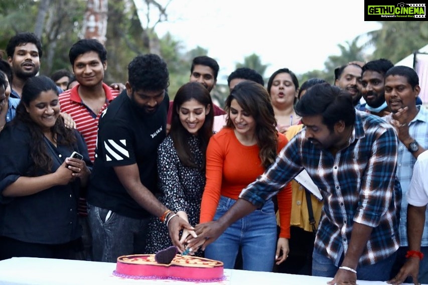 Samantha - 2.3 Million Likes - Most Liked Instagram Photos