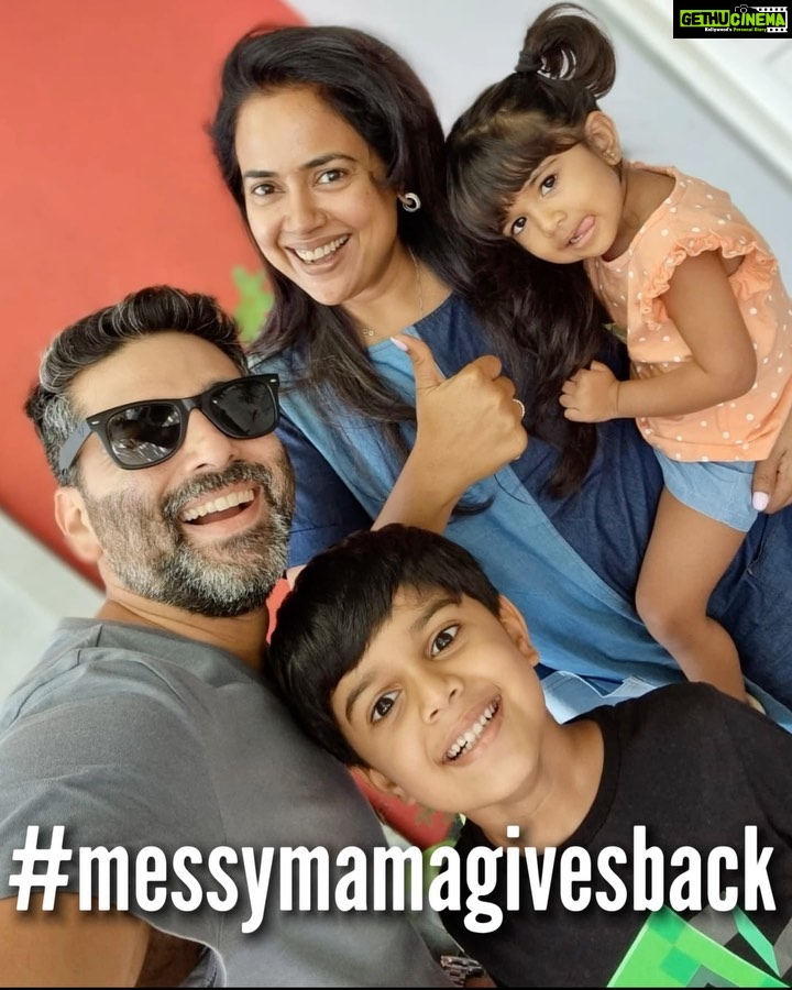 Sameera Reddy Instagram - Pay it forward with #messymamagivesback @diydayalishka 💙we support women run small businesses💙 Google form available at my link in Bio💫 . @to.be.home_ Suman runs a small start up with home decor products that are made in India, hand-crafted and earthy🌷@happyeinvites Anupama designs and sells customised chalkboard signs, backdrops and e-invites for kids birthdays🌷@thequillmillcrafts Meeta is a passionate paper crafter who loves to make scrapbook albums ,cards for all occasions🌷@snehas_cake_shop Sneha is a Bengaluru baker, making bespoke cakes for all occasions🌷@nish_poonacha Nishmitha started her yoga journey a few years back and now teaches online🌷@picholine.art Ayesha hand paints art for the nursery, table linen, aprons, cushion covers, etc🌷@zari_arena_by_suma Suma, encouraged by her daughter started her bridal aari work boutique🌷@crochetandcolours Chanjeev is a crochet crafter who makes crochet saree blouses in anchor cotton thread🌷 @co.co.babies Maana crotchets handmade dolls, decor for kids and baby dresses🌷 @aromabubble Bhavana makes fresh handcrafted natural soaps and bath salts in small batches keeping skin types in mind🌷@nailgossip.blr Bhavani and two friends started their nail art studio providing gel nails, nail extensions etc🌷@opusbliz Lintu Thomas makes embroidery hoops & corner bookmarks, baskets, pouches etc🌷@skinrejuva Dr Yashuta a dentist now sells 100% natural products without preservatives to give people a dose of nature🌷@ahavah.crafts Roshini and her husband started their curated hamper model to support rural artisans and ngos🌷@blendsandspices Pavithra puts up every day meal ideas and snacks on her page🌷@ananyathebeadstore makes handmade beaded accessories like keychains, fridge magnets brooches etc🌷@kalpa.kala Kalpasree learnt the art of crotchet and macrame from her mother and now makes pretty bags and purses🌷@littlies_hub Vadivukkarasi believes that kids can learn with fun and practical to explore the creative, solving and cognitive skills🌷