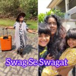 Sameera Reddy Instagram - Sassu is back🙋🏻‍♀️I’m outta here😂 #swagseswagat #messymamaandsassysaasu 🙏🏼