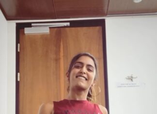 Samyuktha Hegde Instagram - Hopping on the trend too late Buttt heyyyy!!! When you have time between promotions this is what I do! #dance #español #explore #trendingreels