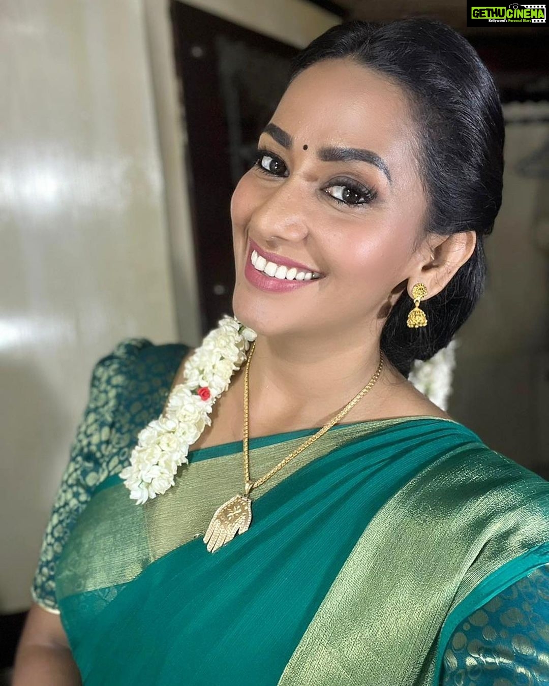 Sanjana Singh Instagram - At shooting #madurai Love yourself stay positive take care of your mom dad ❤️ Madurai - நம்ம மதுரை