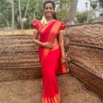 Sanjana Singh Instagram - #sareelove #treditionallook #silksarees #southindianlook #redlove #sareelovers #actresssanjana #instastyle ##fashionstyle