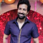 Santhosh Prathap Instagram - #cwc3 @vijaytelevision @mediamasons Costume designer @radikadesignerandmua Assistant @balaa1981 Hair @riwaz_lama #realityshow #tamil #cwc #cookwithcomali #entertainment #vijaytv #grateful #laughteristhebestmedicine #santhoshprathap #outfitoftheday #traditional #india #customized #2022