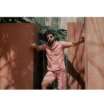 Santhosh Prathap Instagram - “Meant to be an entertainer Now and forever.” 🕺🏻 Costume designer @radikadesignerandmua Photography @raghul_raghupathy Cinematography @sinty_boy @thetravelingphotographist Retouch @siva_retouch Assistant @balaa1981 Hair @riwaz_lama #trending #fashion #actor #actorslife #model #shoot #cwc #cwc3 #yolo #gratitude #grateful #retro #explore #macho #customized #outfit #trendsetter #santhoshprathap EVP Film City