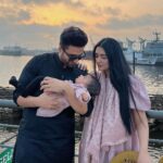 Sarah Khan Instagram - May Allah bless you and your family in this holy month 💕✨ @falakshabir1