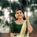 Sarayu Mohan Instagram - Vishu vibes! @threads_nbeads costume @_story_telle__r click @feminatony makeup