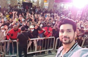 Shakti Arora Instagram - Terima kasih surabaya atas sambutan yang begitu hangat! aku akan segera menemuimu lagi.. @antv_official @kikizulkarnainworld @kikisaid_
