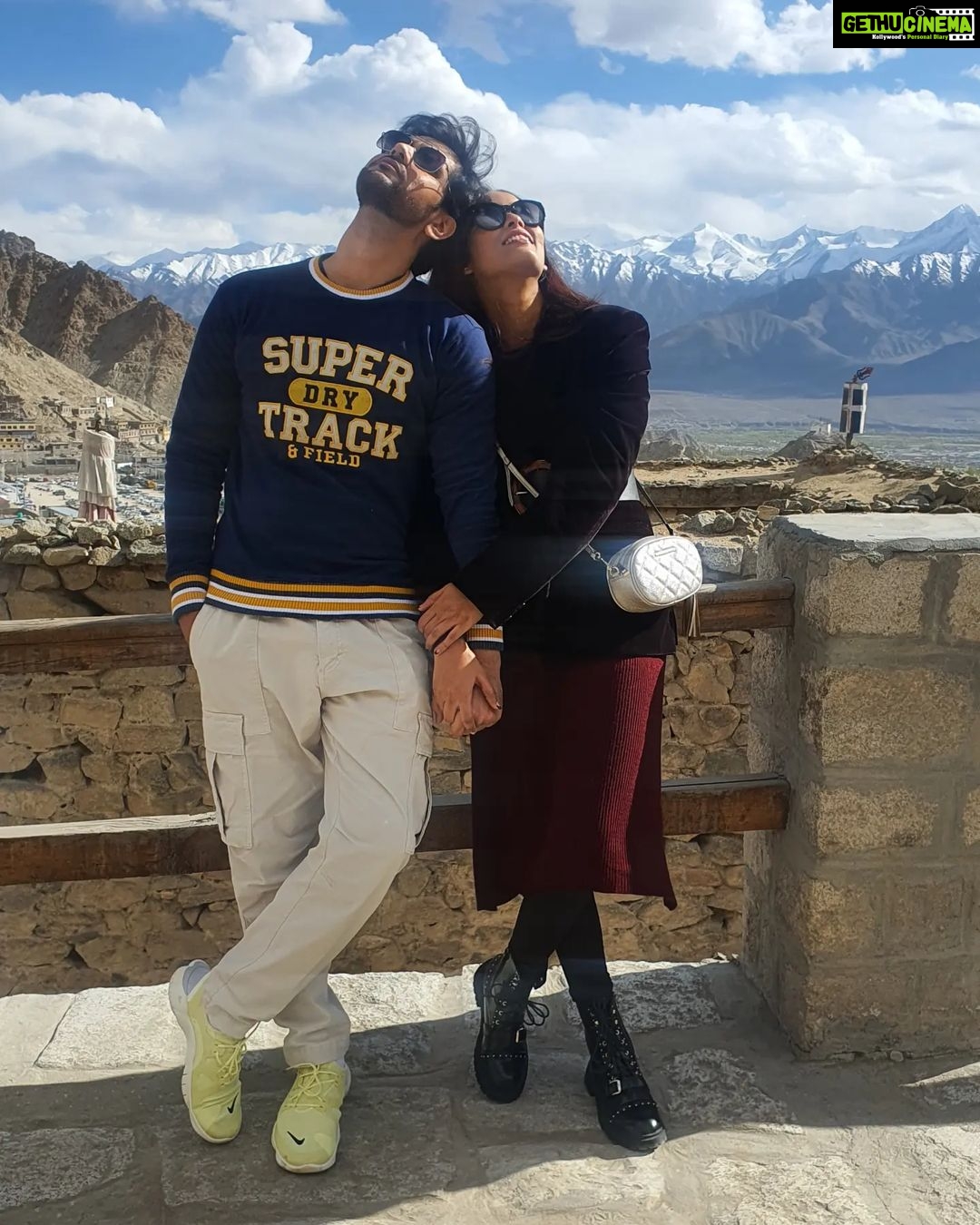 Shakti Arora Instagram - I feel like I belong here.. @nehaasaxena #leh #ladakh Leh Palace