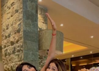 Shamita Shetty Instagram - Tunki and Munki 💞 Happy Siblings Day #MunkiTunki #siblingsday #unconditionallove #sisters #siblings #family