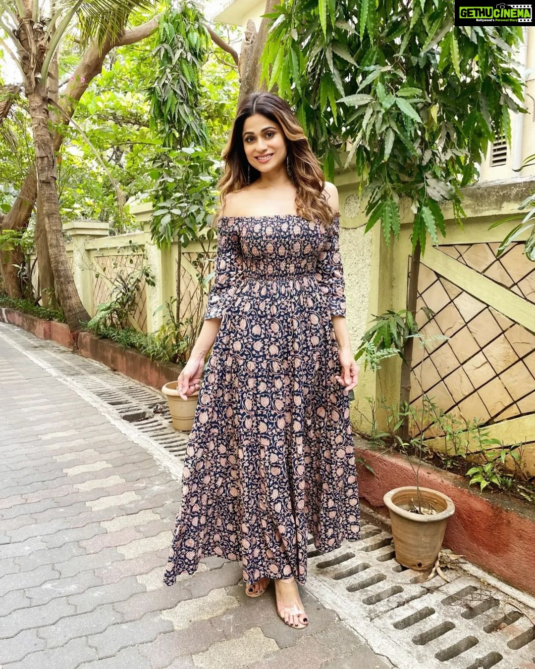 Shamita Shetty Instagram - Happiness is a choice, not a result. Nothing will make you happy until you choose to be happy. . . . Outfit- @poshaffair.co @vblitzcommunications . . . #photooftheday #happiness #summer #nature #peace #lovealways