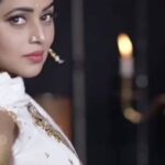 Shamna Kasim Instagram - Dance has been my oxygen to me it means everything to me !!!! My first love is always been dance it was the first step in my life to really take something seriously it’s been my passion , my love and everything for me … I really hope and wish that my dreams of dance should always get fulfilled and to everyone out there #happyinternationaldanceday