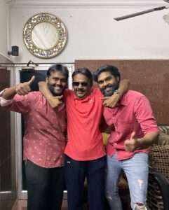 Shanmuga Pandian Instagram - Happy to get blessed from my parents on my birthday 😍🙏🏾 
#happybirthday#happybirthdaytome#birthday#family#cake#fun#love#dad#mom#bro#vijayakanth#captainvijayakanth#captain#premalathavijayakanth#vijayaprabhakaran#shanmugapandian#kollywood#cinema#politics#tn#tamilnadu#chennai