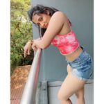 Shilpa Manjunath Instagram – 🌴😘swipe👉