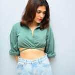 Shraddha Das Instagram - Thursdaying in this cute @freakinsindia top ! Styling : @artbyavnee 📸 @snehzala #thurdayvibes #casualstyle #shraddhadas Mumbai, Maharashtra